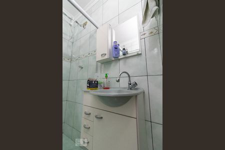 Casa à venda com 222m², 4 quartos e 3 vagas Casa à venda com 222m², 4 quartos e 3 vagasBanheiro 2