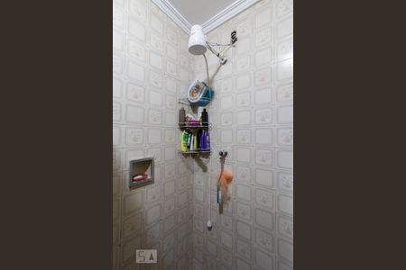 Casa à venda com 222m², 4 quartos e 3 vagas Casa à venda com 222m², 4 quartos e 3 vagasBanheiro 1