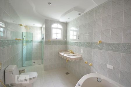 Casa para alugar com 556m², 6 quartos e 4 vagas Casa para alugar com 556m², 6 quartos e 4 vagasSuite Quarto 4