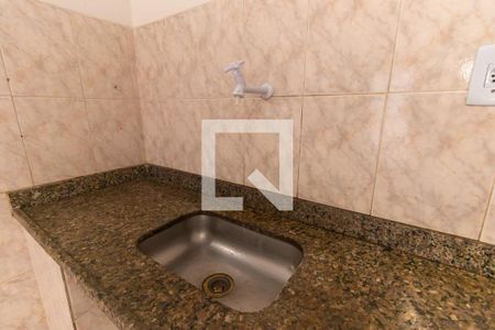 Cozinha de casa para alugar com 2 quartos, 80m² em Irajá, Rio de Janeiro