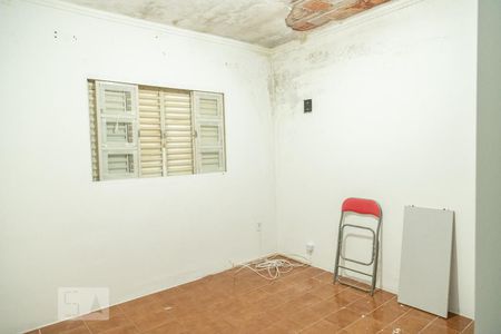 Quarto de casa para alugar com 1 quarto, 60m² em Vila Nhocuné, São Paulo