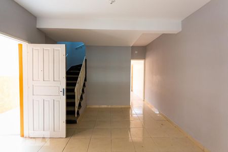 Sala de casa à venda com 3 quartos, 160m² em Vila Polopoli, São Paulo