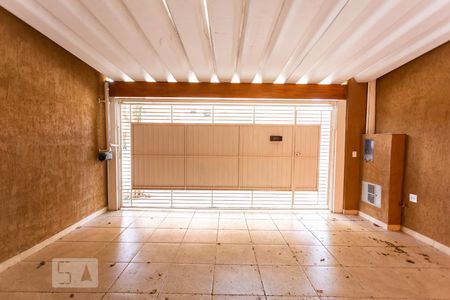 Casa à venda com 160m², 3 quartos e 2 vagasGaragem