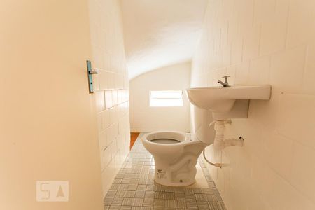 Lavabo de casa à venda com 3 quartos, 160m² em Vila Polopoli, São Paulo