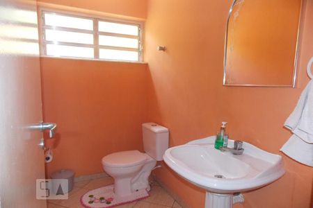 Casa à venda com 230m², 5 quartos e 3 vagasBanheiro