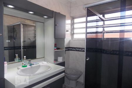 Casa à venda com 230m², 5 quartos e 3 vagasBanheiro 2