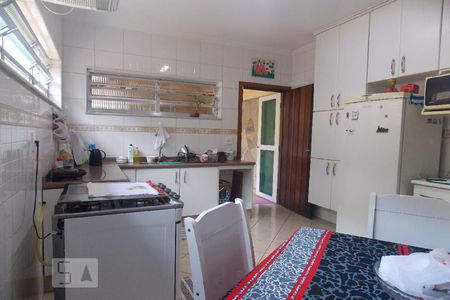 Casa à venda com 230m², 5 quartos e 3 vagasCozinha