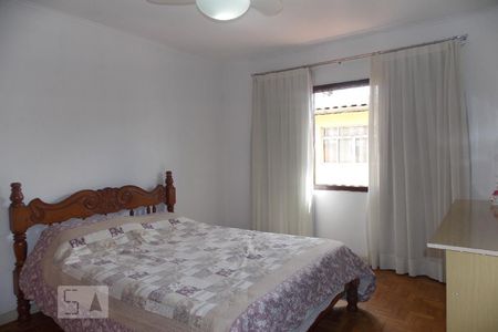 Casa à venda com 230m², 5 quartos e 3 vagasQuarto 4