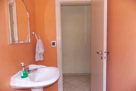 Casa à venda com 230m², 5 quartos e 3 vagasBanheiro