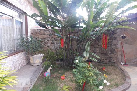 Casa à venda com 230m², 5 quartos e 3 vagasÁrea Externa