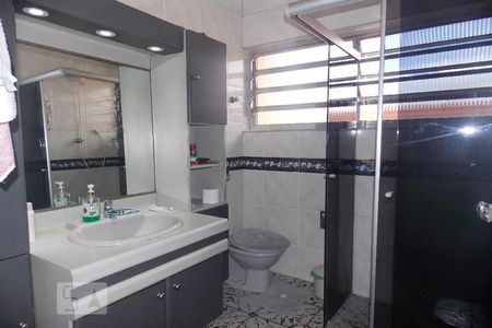 Casa à venda com 230m², 5 quartos e 3 vagasBanheiro 2