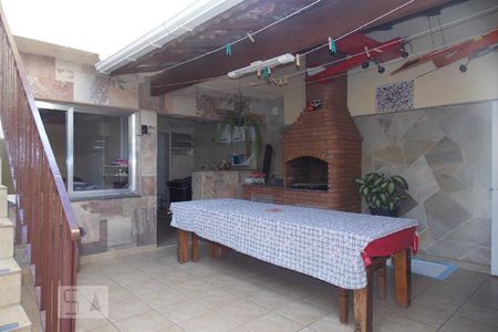 Casa à venda com 230m², 5 quartos e 3 vagasÁrea Externa