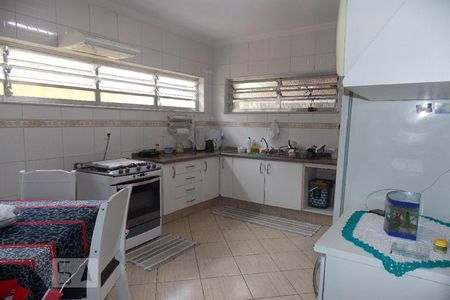 Casa à venda com 230m², 5 quartos e 3 vagasCozinha