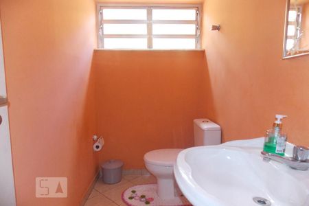 Casa à venda com 230m², 5 quartos e 3 vagasBanheiro