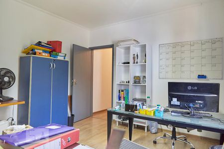 Casa à venda com 347m², 4 quartos e 2 vagasQuarto 3