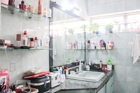 Casa à venda com 420m², 3 quartos e 3 vagasBanheiro 1