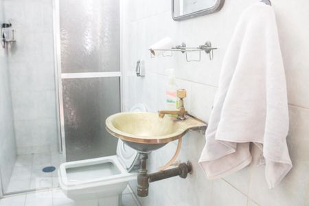 Casa à venda com 420m², 3 quartos e 3 vagasBanheiro 2 - Lavabo