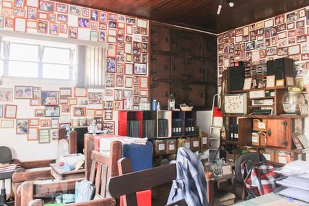 Casa à venda com 420m², 3 quartos e 3 vagasQuarto 4 - Escritório