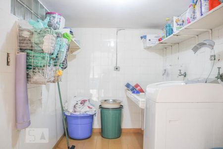 Casa à venda com 420m², 3 quartos e 3 vagasÁrea de Serviço