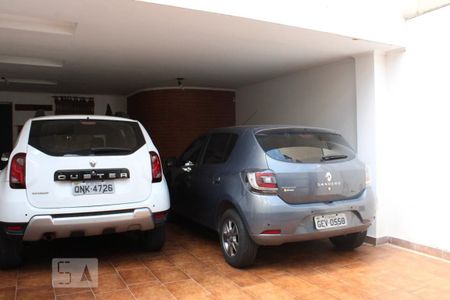 Casa à venda com 420m², 3 quartos e 3 vagasGaragem