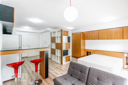 Sala de kitnet/studio para alugar com 1 quarto, 48m² em Brooklin Paulista, São Paulo