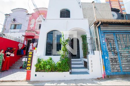 Casa à venda com 190m², 1 quarto e sem vagaFachada