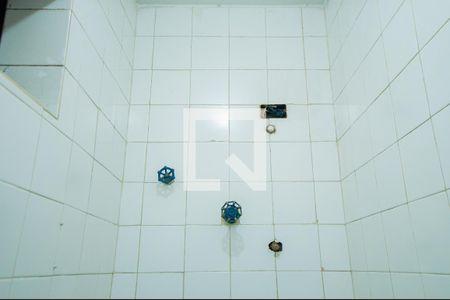 Casa à venda com 190m², 1 quarto e sem vagaBanheiro de serviço