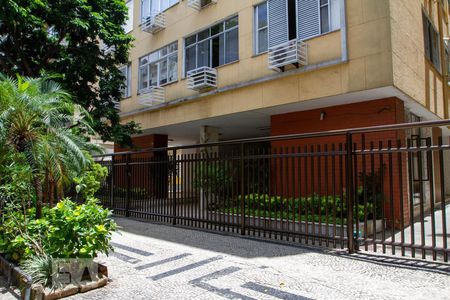 Apartamento para alugar com 75m², 2 quartos e sem vagaFachada do Prédio