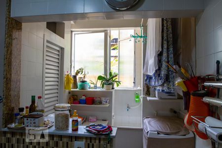 Apartamento para alugar com 75m², 2 quartos e sem vagaCozinha