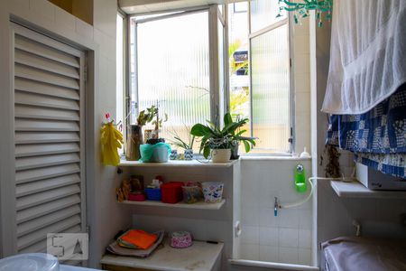 Apartamento para alugar com 75m², 2 quartos e sem vagaÁrea de Serviço