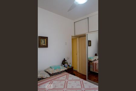 Apartamento para alugar com 75m², 2 quartos e sem vagaQuarto 1