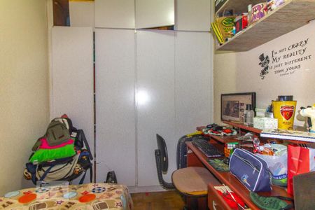 Casa à venda com 168m², 4 quartos e 2 vagas Casa à venda com 168m², 4 quartos e 2 vagasQuarto de Serviço