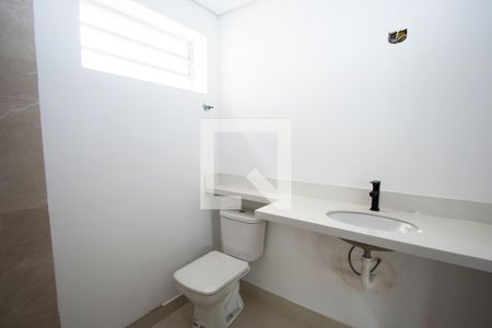 Banheiro Social de kitnet/studio à venda com 1 quarto, 50m² em Pinheiros, São Paulo