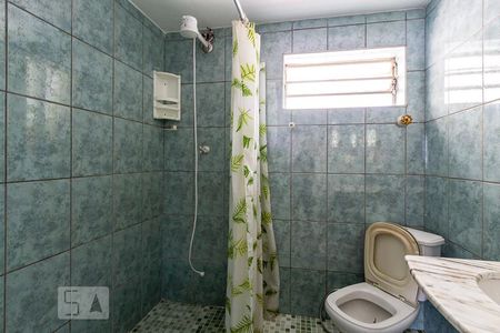 Banheiro de apartamento para alugar com 1 quarto, 50m² em Pinheiros, São Paulo
