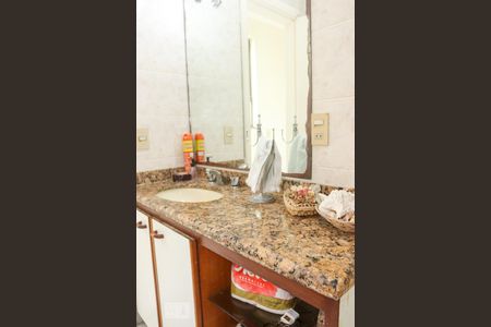 Apartamento à venda com 212m², 4 quartos e 3 vagasLavabo