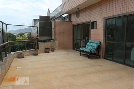 Apartamento à venda com 212m², 4 quartos e 3 vagasVista da Varanda