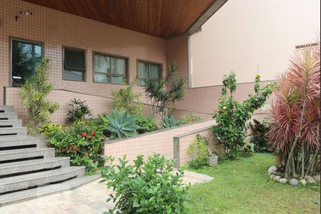 Apartamento à venda com 212m², 4 quartos e 3 vagasÁrea comum