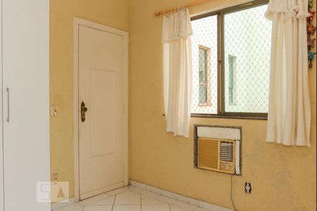 Apartamento à venda com 212m², 4 quartos e 3 vagasQuarto 1