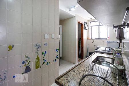 Apartamento para alugar com 85m², 2 quartos e 1 vagaCozinha