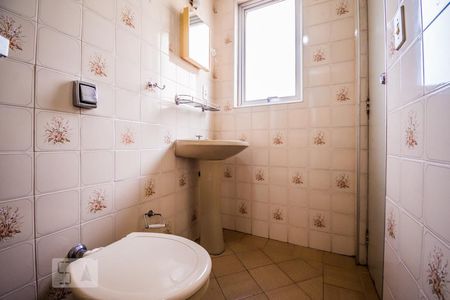 Apartamento para alugar com 52m², 1 quarto e sem vagaBanheiro