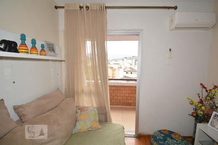 Apartamento à venda com 65m², 2 quartos e 1 vagaSala