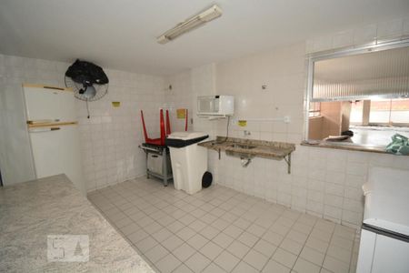 Apartamento à venda com 65m², 2 quartos e 1 vagaÁrea comum - Salão de festas