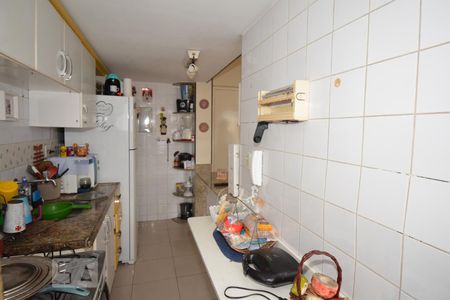 Apartamento à venda com 65m², 2 quartos e 1 vagaCozinha e Área de Serviço