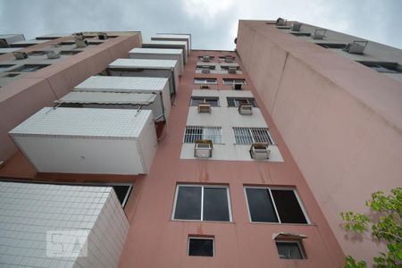 Apartamento à venda com 65m², 2 quartos e 1 vagaFachada do bloco