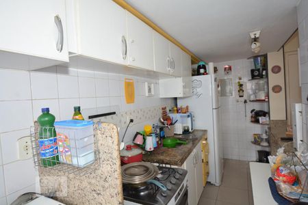 Apartamento à venda com 65m², 2 quartos e 1 vagaCozinha e Área de Serviço