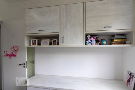 Apartamento à venda com 77m², 3 quartos e 2 vagasQuarto 2