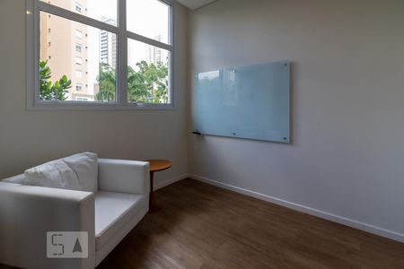 Apartamento à venda com 77m², 3 quartos e 2 vagasSala de Estudos