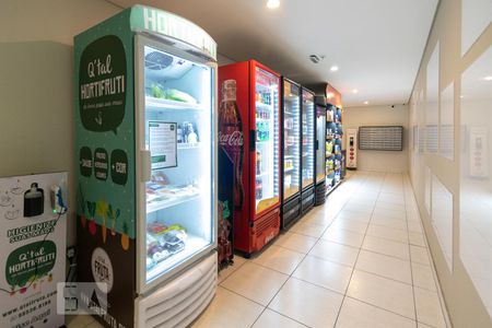 Apartamento à venda com 77m², 3 quartos e 2 vagasMini Mercado