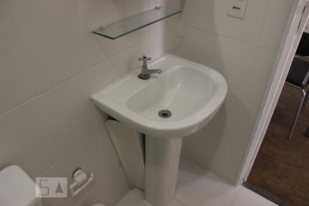Apartamento para alugar com 35m², 1 quarto e sem vagaBanheiro - Torneira