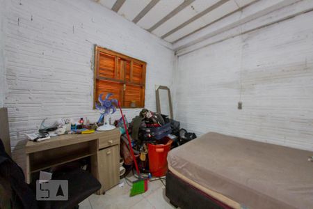 Quarto de kitnet/studio para alugar com 1 quarto, 30m² em Rubem Berta, Porto Alegre